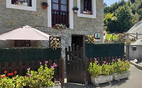 Casa Rural La Pena En Unquera